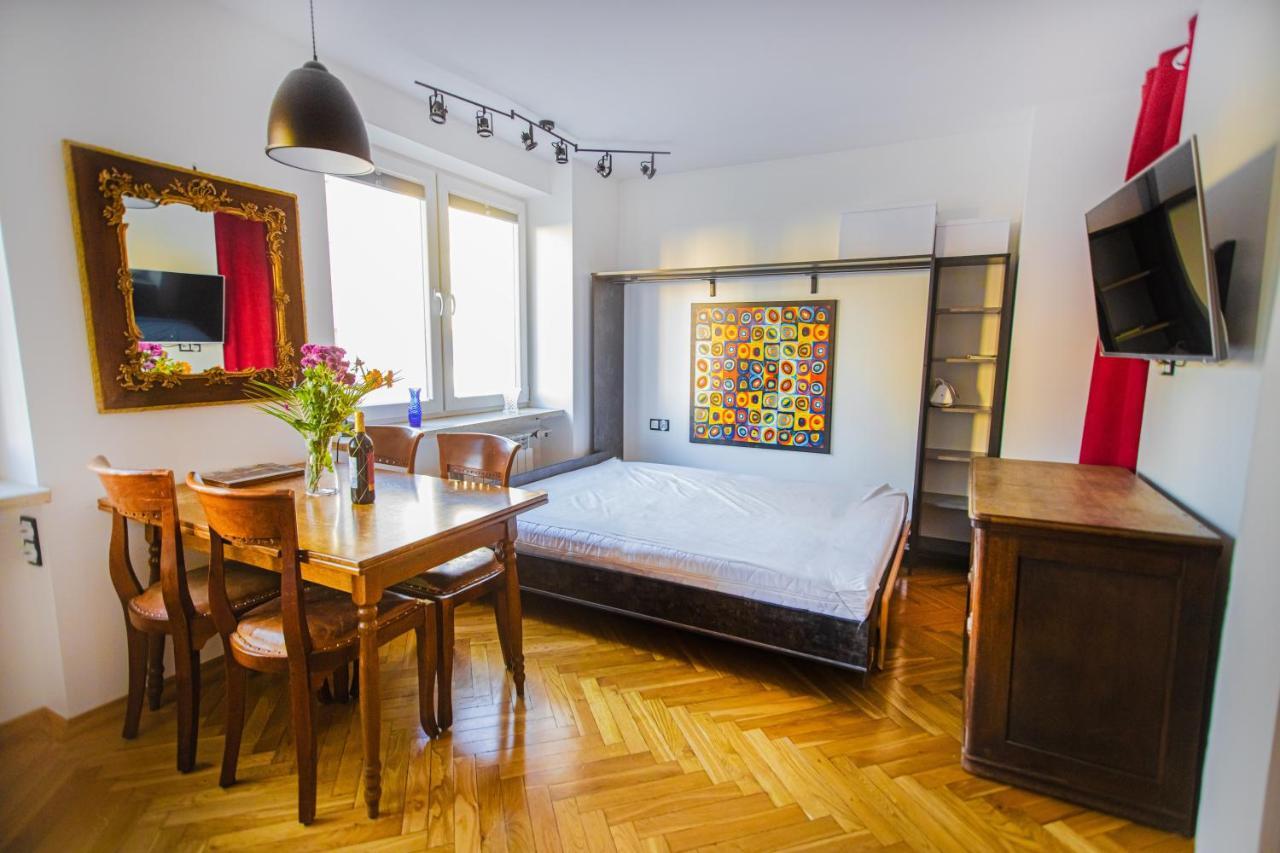 Charming Apt Next To Lazienki Park And City Center Warszawa Zewnętrze zdjęcie